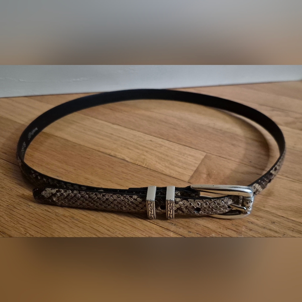 Brighton Women's 32 ML Snakeskin Pattern Skinny Belt C3618 3/4"W X 38"L EUC